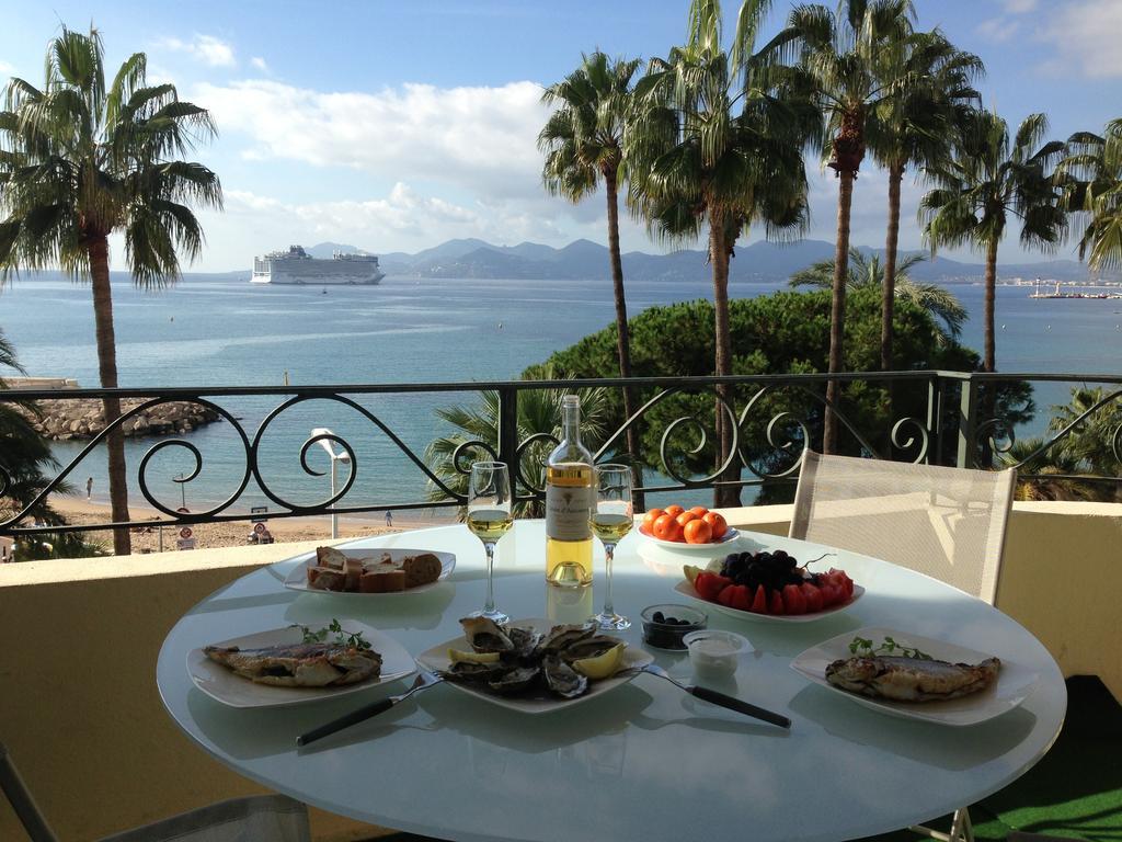 Studio On The Croisette With Sea View Apartment Cannes Luaran gambar